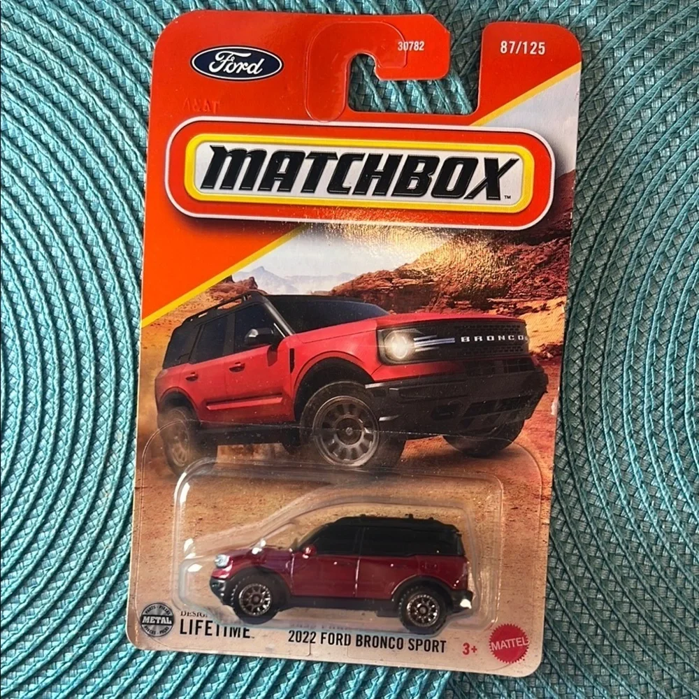 🚗 NWT Matchbox Red Ford Toy Car 🚗